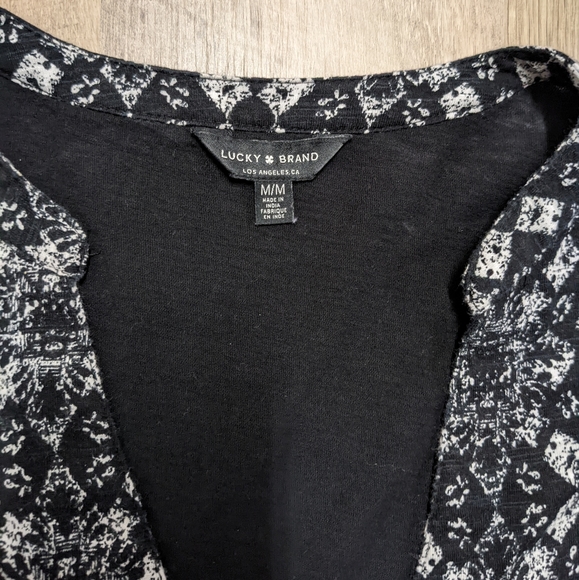 Lucky Brand Black and White Floral Print Button Down Shirt Roll Tab Sleeves - Picture 3 of 9